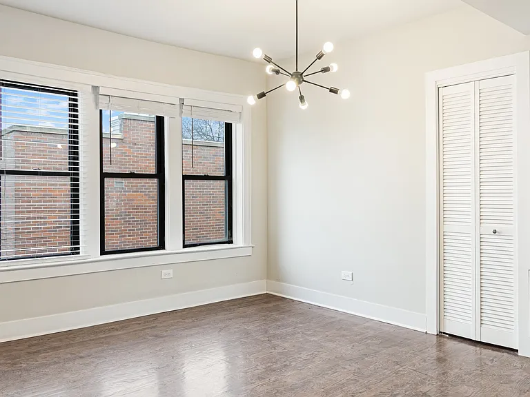 2522-24 W. Superior St. — Photo 8