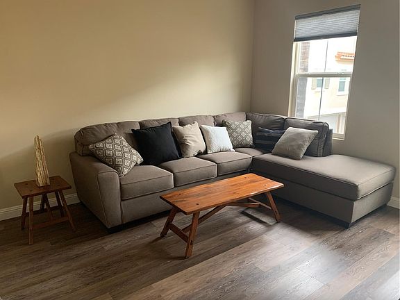 5th image of 7370 La Mesita Pl Unit 19