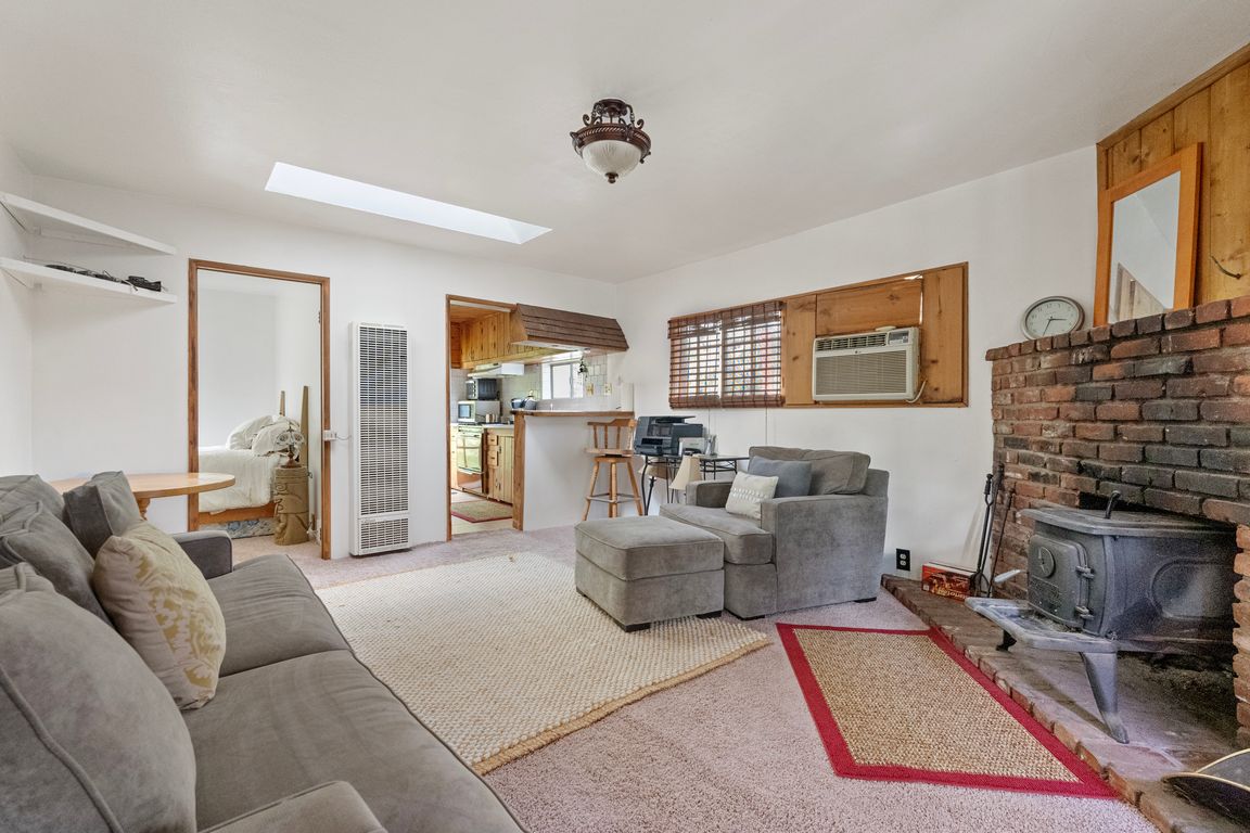 next background image