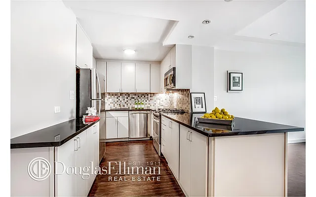 Rented by Douglas Elliman | media 26