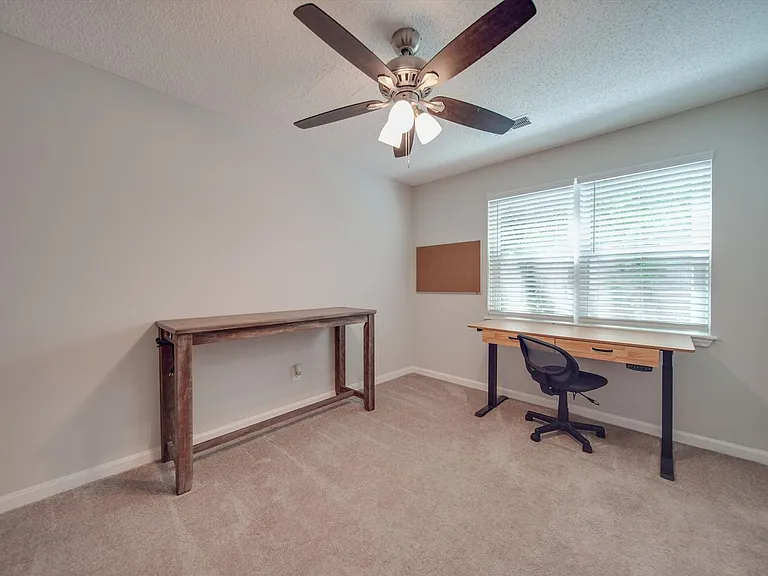 1052 Churchill Downs Ct #I — Photo 18