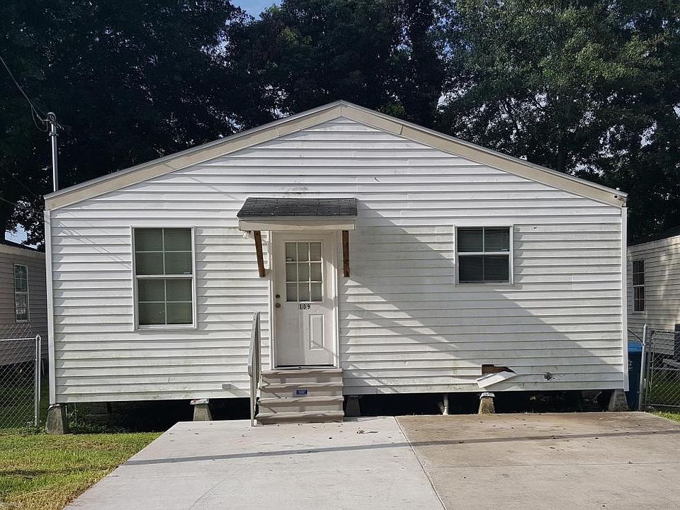 1st image of 109 Sternberg Dr