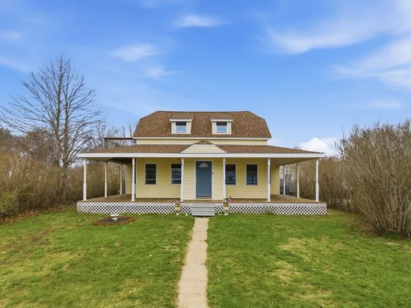 13 Harrison Ave, Bourne, MA 02532