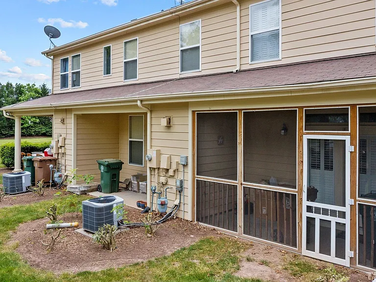 236 Duck Mill Cir — Photo 8