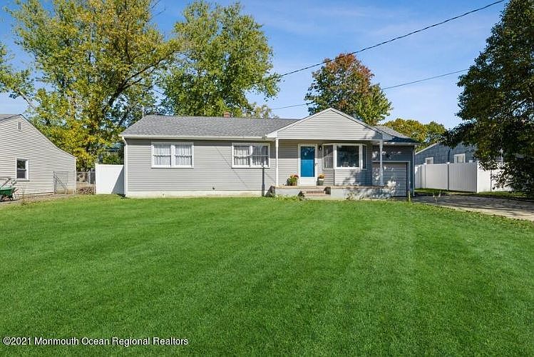 1st image of 987 Stamler Dr