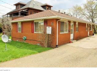 541 & 543 Wooster Rd N, Barberton, OH 44203