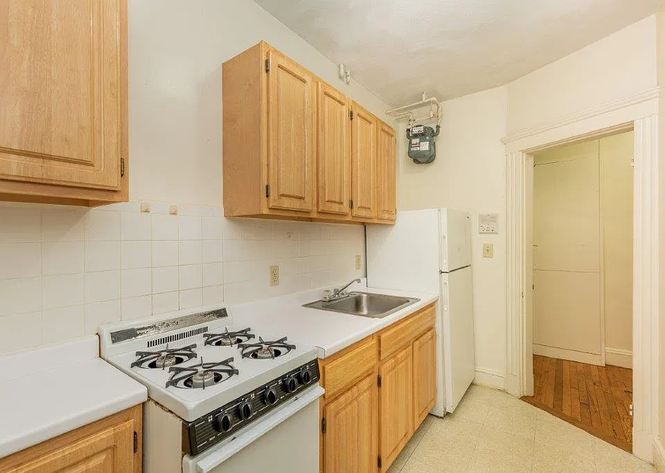 49 Worthington St #15
