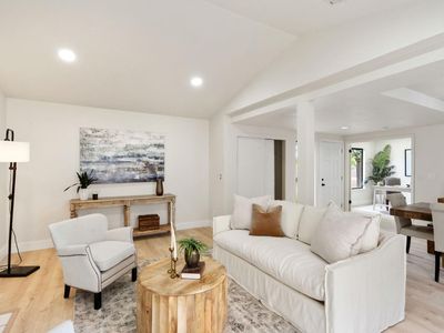 6872 Calvine Rd, Sacramento, CA, 95823