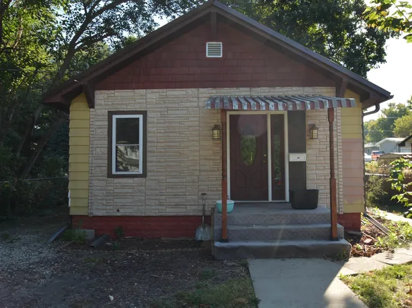 1706 S Cypress St, Sioux City, IA 51106