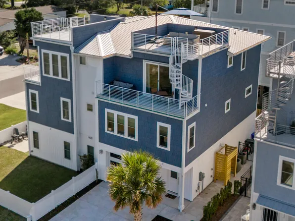 1622 Swordfish Ln #1, Carolina Beach, NC 28428