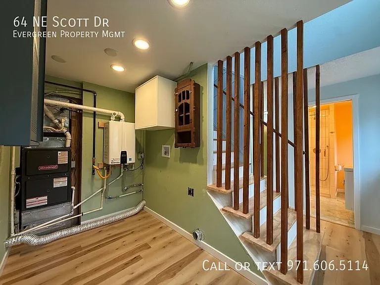 64 NE Scott Dr — Photo 39