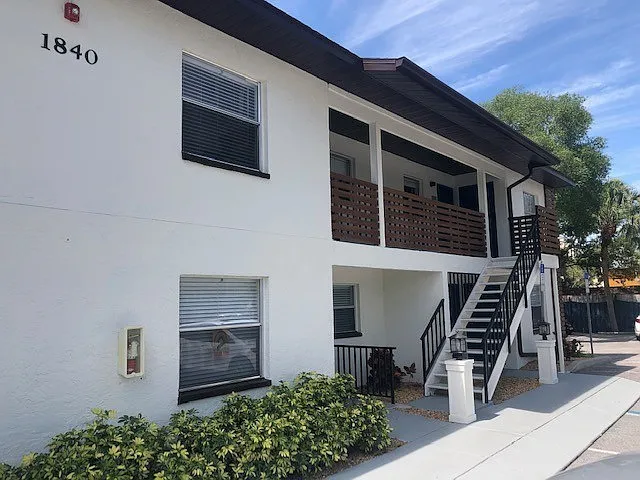 Artisan Cove Apartments — Photo 2