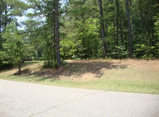 35 Indian Trl, Sanford, NC 27332