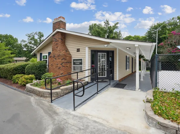 The Highlands Apartments