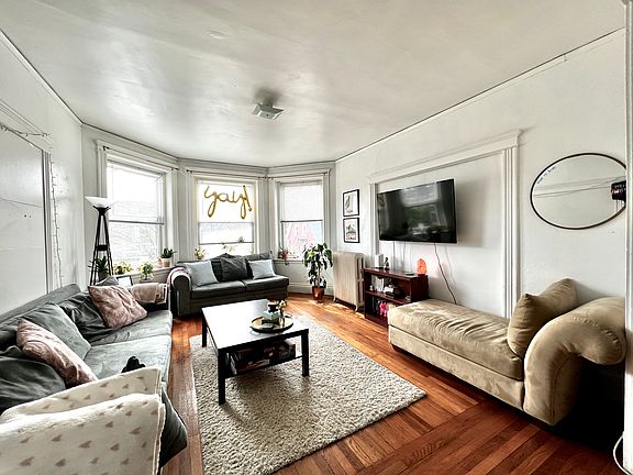 2nd image of 144 Coolidge St #3