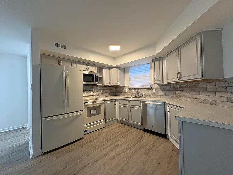 3901 Babe Ct — Photo 3