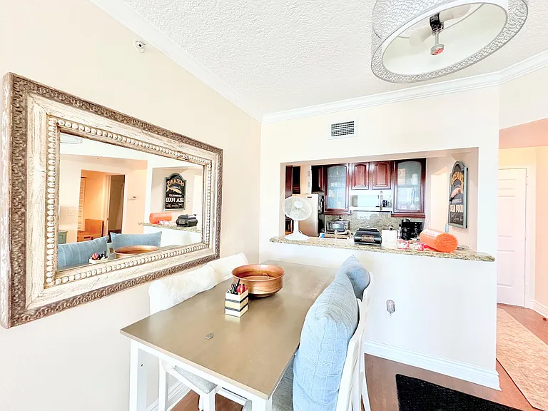 3020 NE 32nd Ave #1003 — Photo 5