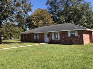 101 N Lewis Cir, Picayune, MS 39466