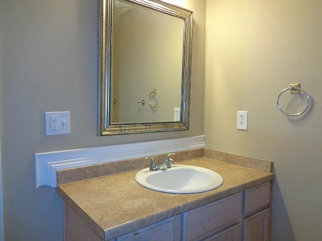 2320 Hayward Ln — Photo 10