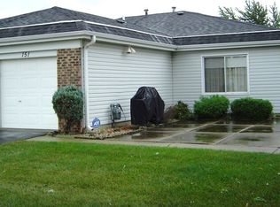 151 Ringneck Dr, Glendale Heights, IL 60139