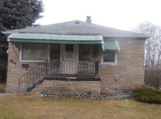 831 Ames St, Hammond, IN 46320
