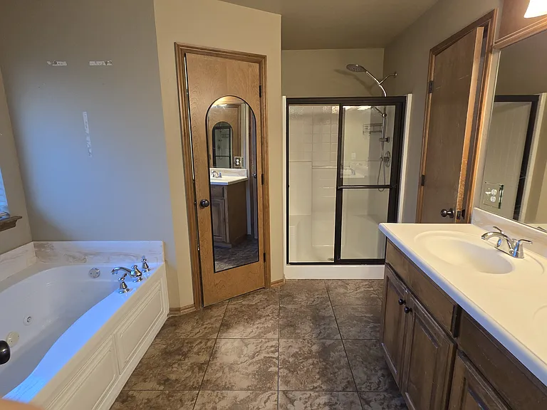 12217 Fox Hill Way — Photo 18