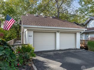 1464 W Alex Bell Rd, Dayton, OH 45459
