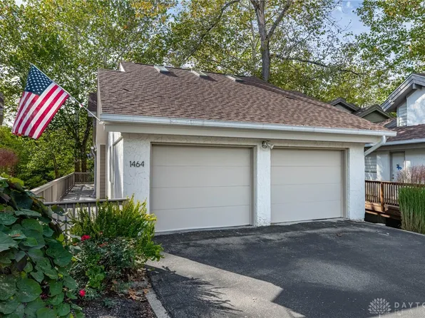 1464 W Alex Bell Rd, Dayton, OH 45459
