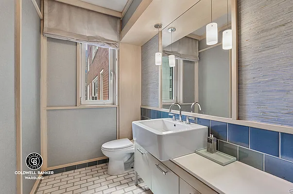 Sold by Coldwell Banker Warburg | media 12