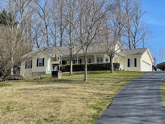 3rd image of 974 Gold Ridge Rd