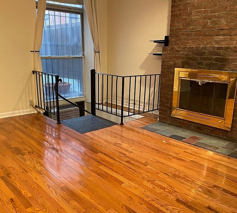 1st image of 72 W 82nd St #Rb