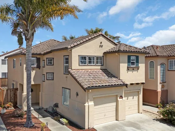 16 Harrington Cir, Salinas, CA 93906