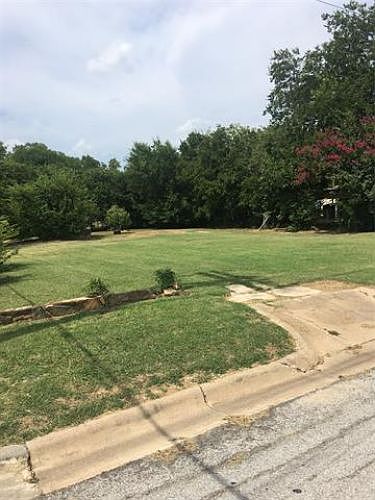 2nd image of 1401 Cobb St
