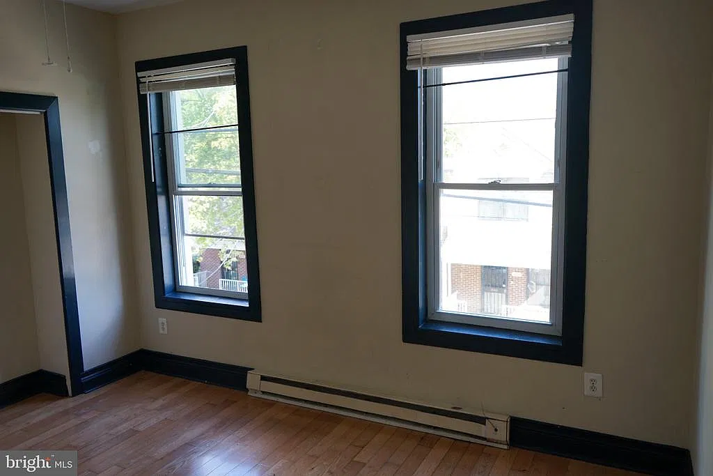 2 bed, 1.0 bath, 1176 sqft, $1,150 — Photo 4