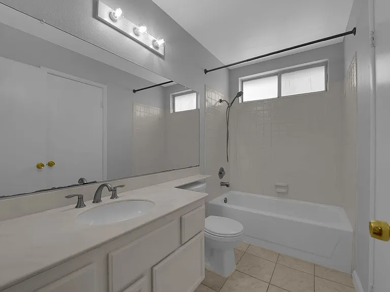 7209 Bronze Cir — Photo 5