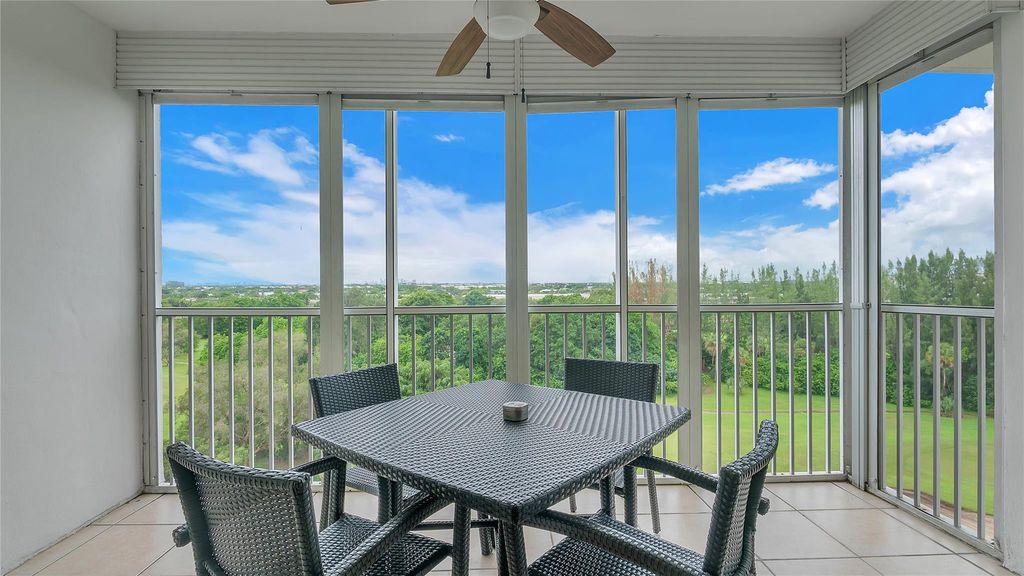 3150 N Palm Aire Dr APT 909, photo 9