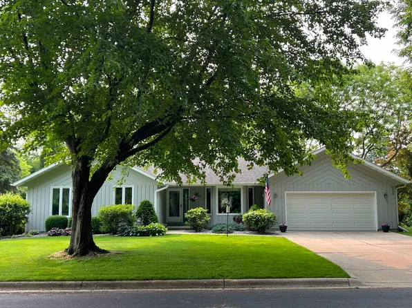 5009 Rustic Way, Mc Farland, WI 53558