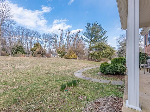 5th image of 11417 Lapham Dr