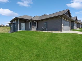 3724 Bluebird Dr SW, Cedar Rapids, IA 52404