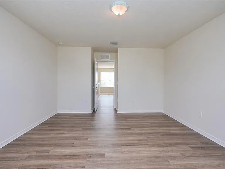 1954 Enchanting Ct — Photo 33