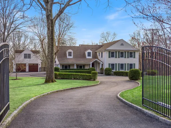 25 Cardinal Place, Mount Kisco, NY 10549