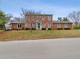 4004 Summit Ridge Rd, Greenwood, IN 46142