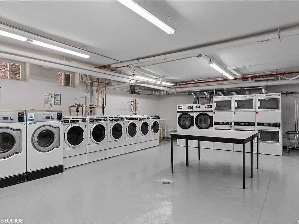 2nd image of 4222 Ketcham St #310