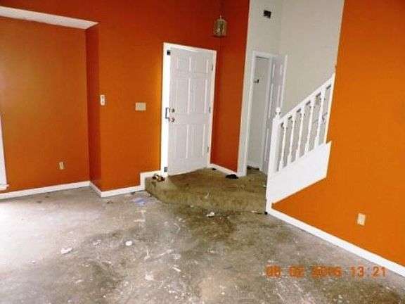 4th image of 5146 Walton Lake Dr