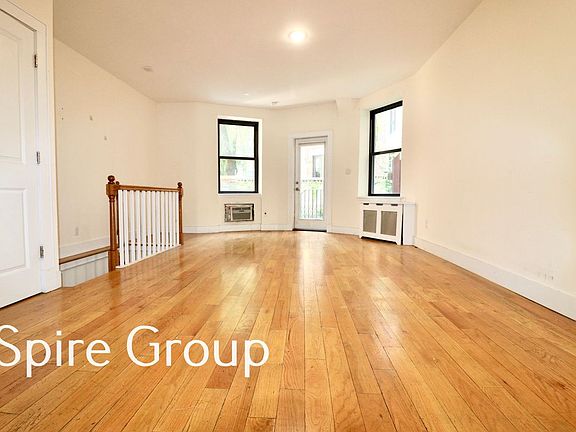 3rd image of 303 W 76th St #Bb