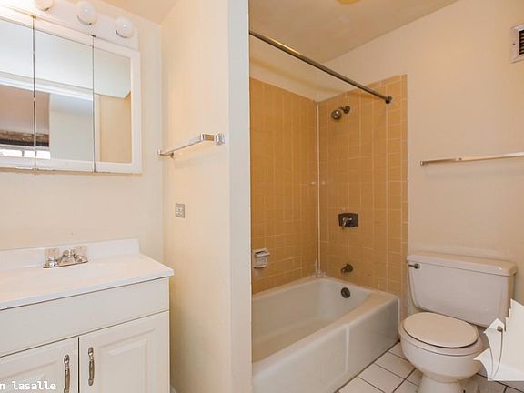 5th image of 1220 N Lasalle St #1413