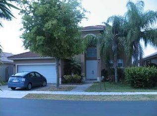 15942 SW 66th Ter, Miami, FL 33193