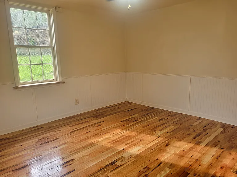 99 Cummins St #2 — Photo 20