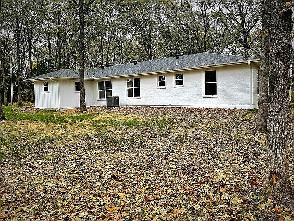 North View Huge Yard!