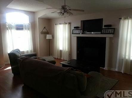 5th image of 665 Paseo Sereno Dr